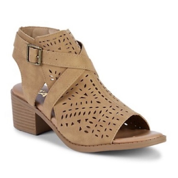 Justice Other - Girls Justice Brand Peep Toe Heeled Laser Cut Tan Brown Sandals size 2